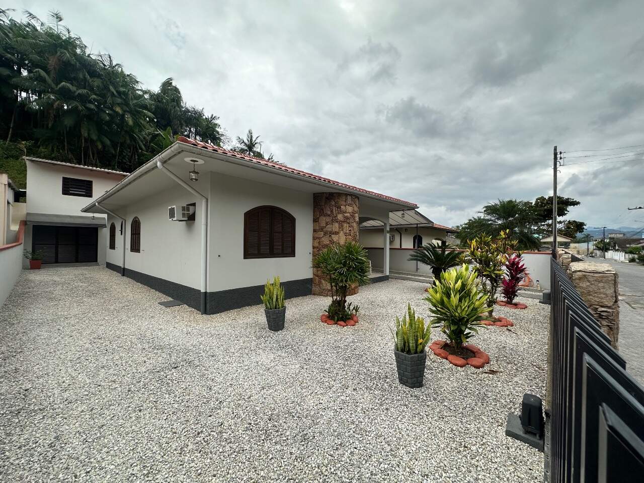 Casa à venda no Souza Cruz: 