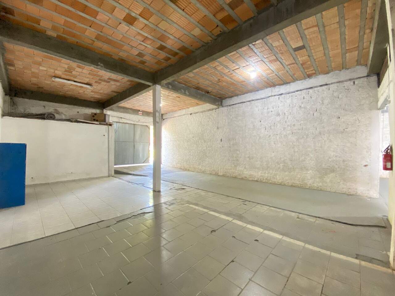 Galpão / Depósito / Armazém de 200m² no bairro Primeiro de Maio, em Brusque | Eu Corretor