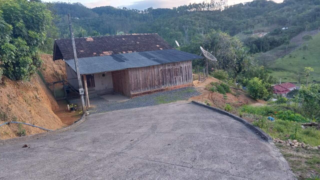 Terreno à venda no Tomaz Coelho: 