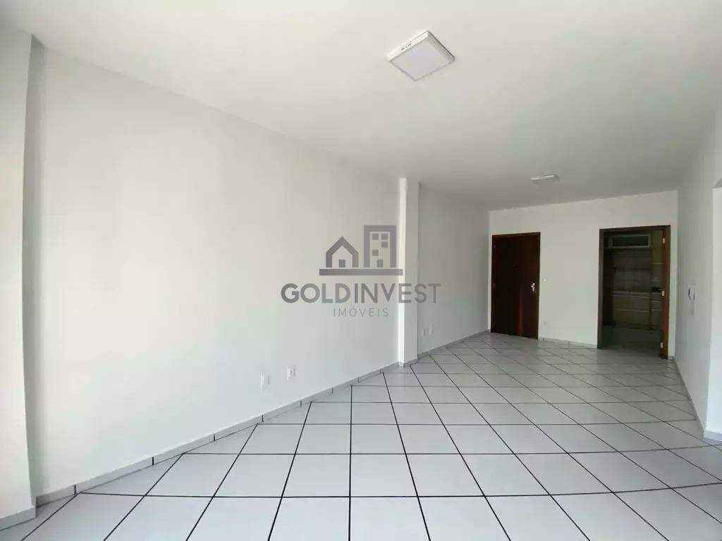 Apartamento para aluguel no Primeiro de Maio: 