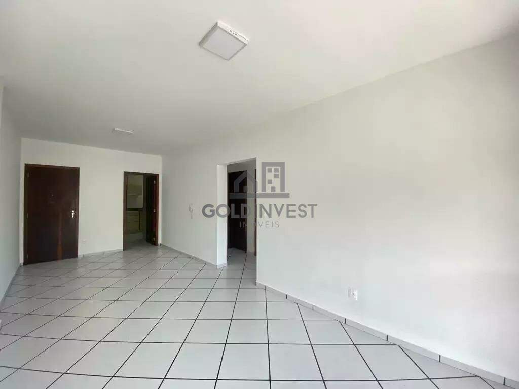 Apartamento para aluguel no Primeiro de Maio: 