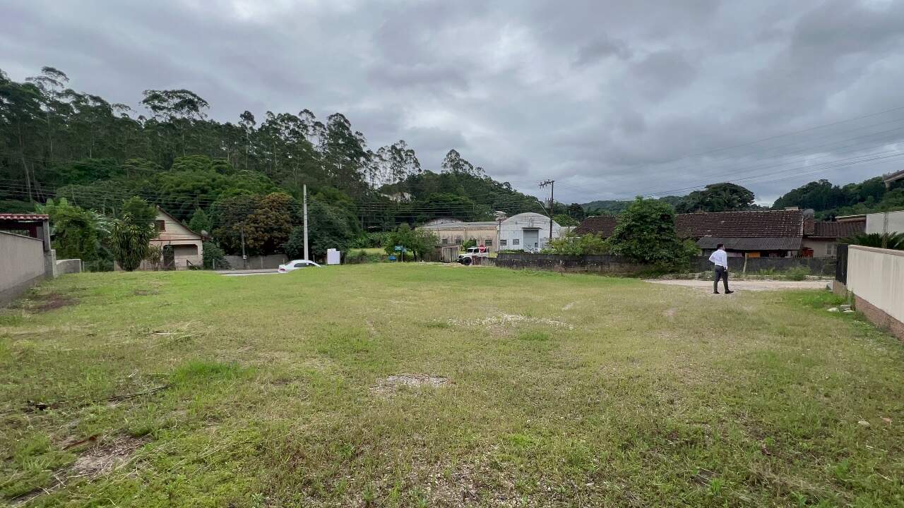 Terreno à venda no Santa Luzia: 
