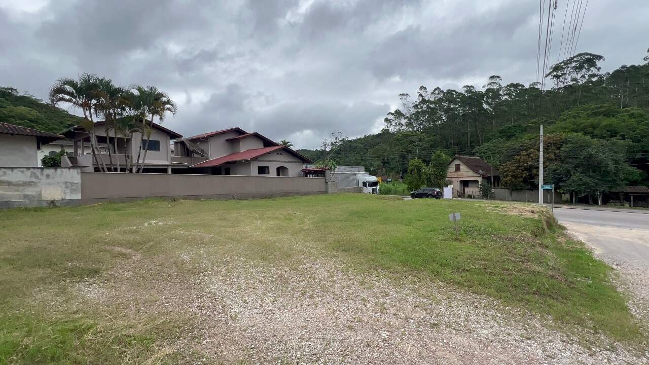 Terreno à venda no Santa Luzia: 