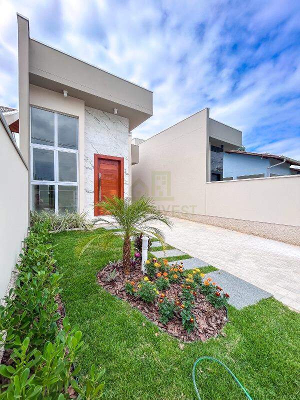 Casa de 3 quartos, 70m² no bairro CENTRO, em Guabiruba | Eu Corretor