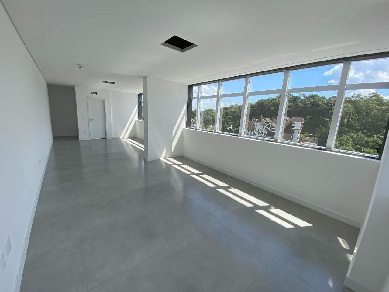 Loja / Salão / Ponto Comercial de 50m² no bairro Centro I, em Brusque | Eu Corretor