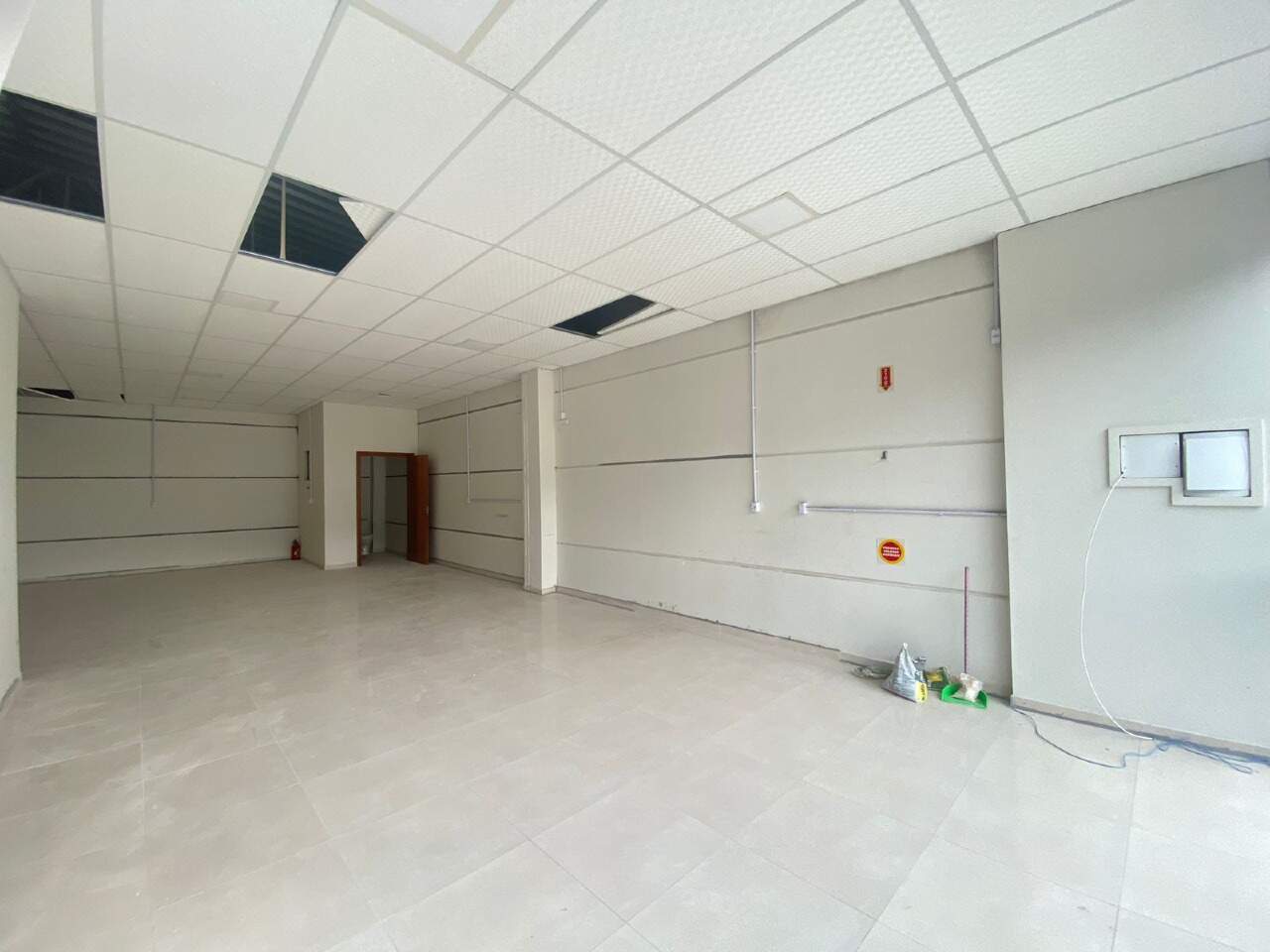 Loja / Salão / Ponto Comercial de 90m² no bairro Guarani, em Brusque | Eu Corretor