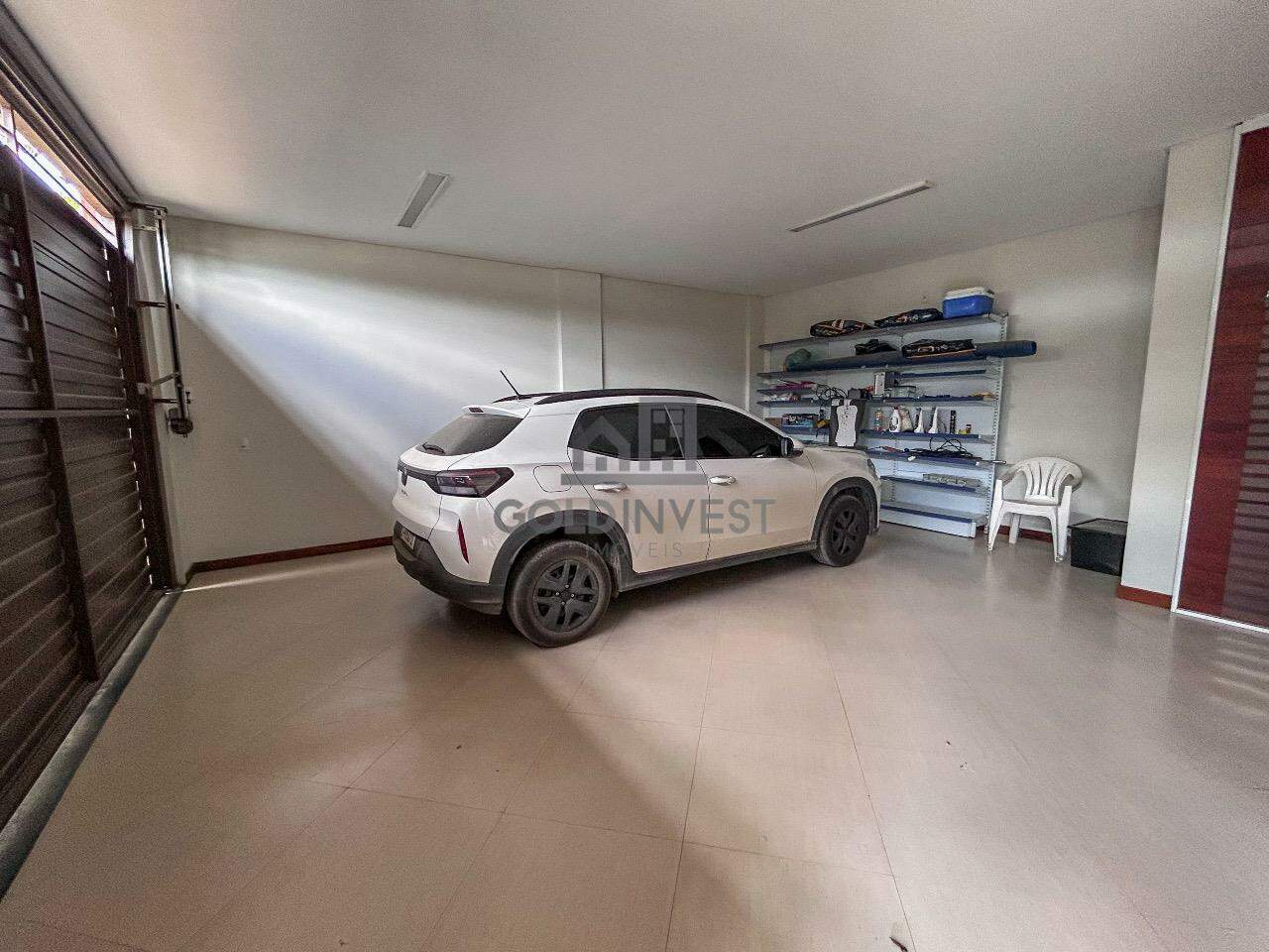 Casa à venda no Steffen: Garagem primeiro acesso 