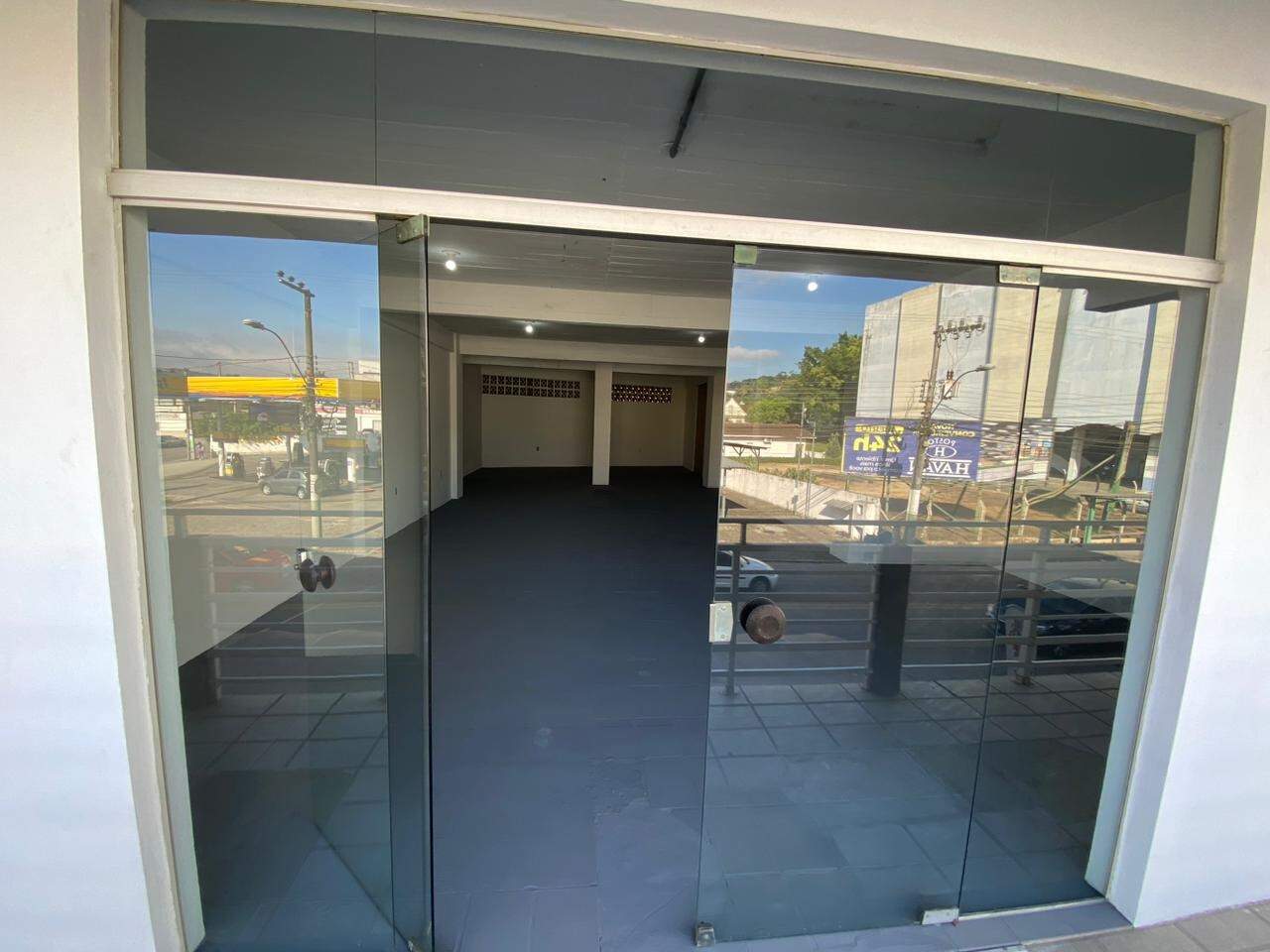 Loja / Salão / Ponto Comercial de 195m² no bairro Azambuja, em Brusque | Eu Corretor