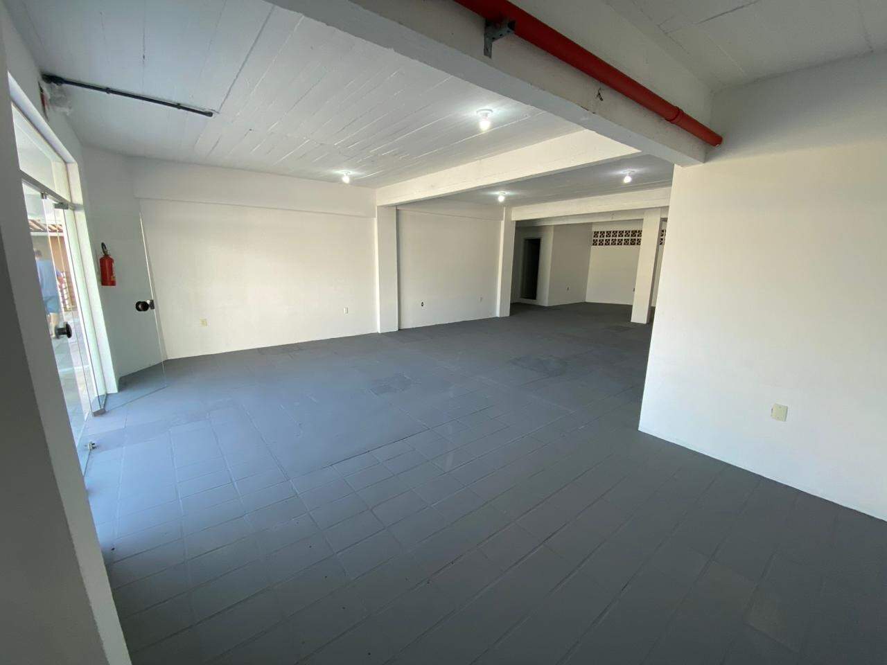 Loja / Salão / Ponto Comercial de 195m² no bairro Azambuja, em Brusque | Eu Corretor