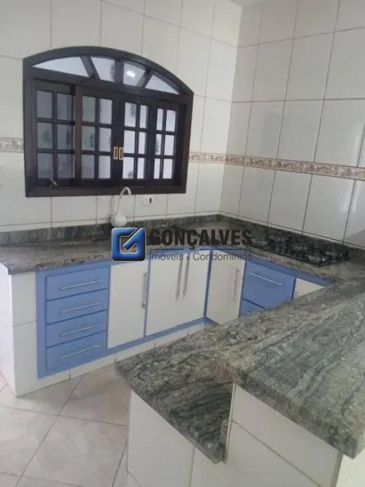 100128, Sobrado, para aluguel, para alugar, 2.800,00,Parque Gerassi, Santo André,4 quartos: 