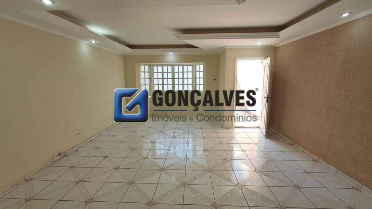 101538, Sobrado, para aluguel, para alugar, 3.900,00,Nova Petrópolis, São Bernardo do Campo,3 quartos: 