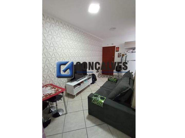 101747, Apartamento, para aluguel, para alugar, 1.800,00,Parque Capuava, Santo André,2 quartos: 