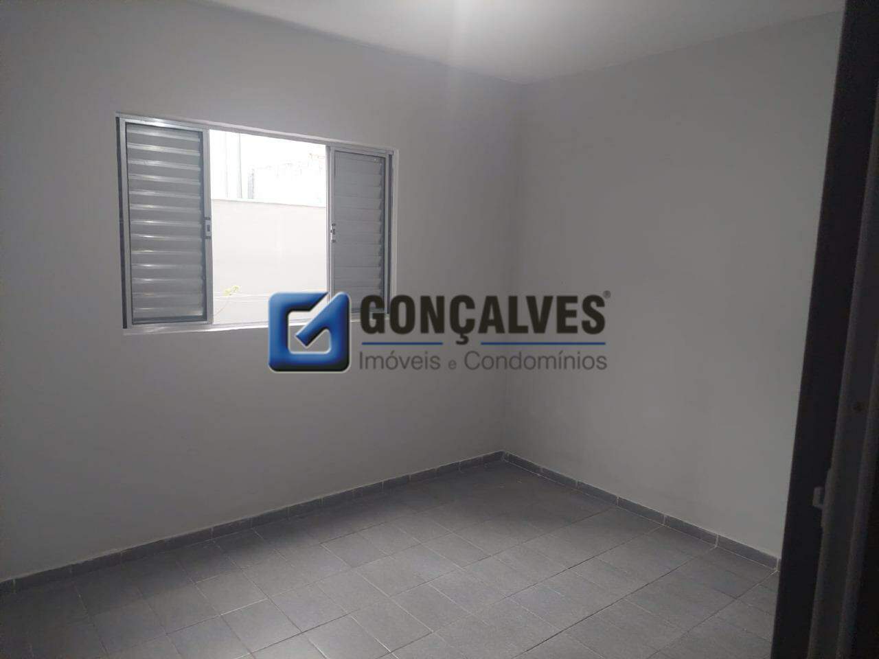 101816, Sobrado, para aluguel, para alugar, 1.800,00,Independência, São Bernardo do Campo,2 quartos: 