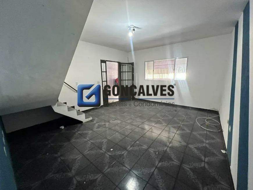 101824, Sobrado, para aluguel, para alugar, 2.000,00,Dos Casa, São Bernardo do Campo,3 quartos: 
