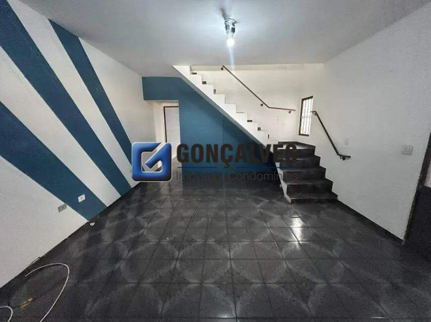 101824, Sobrado, para aluguel, para alugar, 2.000,00,Dos Casa, São Bernardo do Campo,3 quartos: 