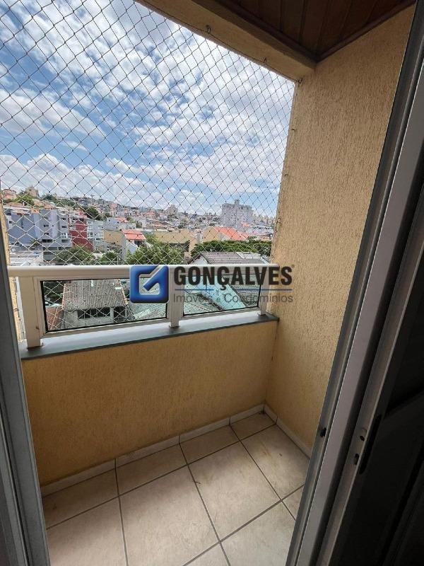 101964, Apartamento, para aluguel, para alugar, 2.550,00,Vila Curuçá, Santo André,3 quartos: 