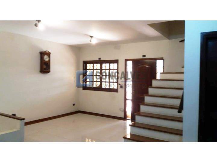 1054, Sobrado, à venda, à venda, 1.185.000,00,Nova Petrópolis, São Bernardo do Campo,3 quartos: A (32)