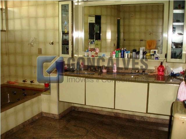 1064, Sobrado, à venda, à venda, 4.500.000,00,Santa Maria, São Caetano do Sul,4 quartos: (3)