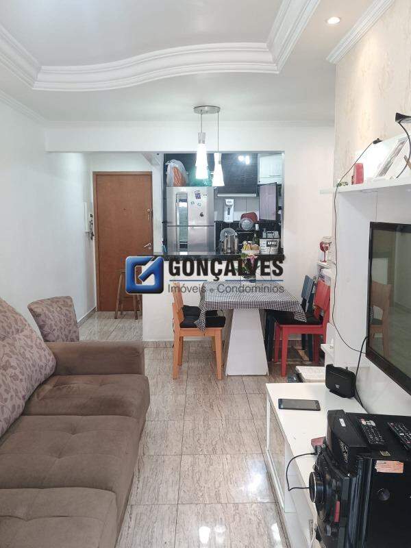 121568, Apartamento, para aluguel, para alugar, 3.000,00,Baeta Neves, São Bernardo do Campo,3 quartos: 