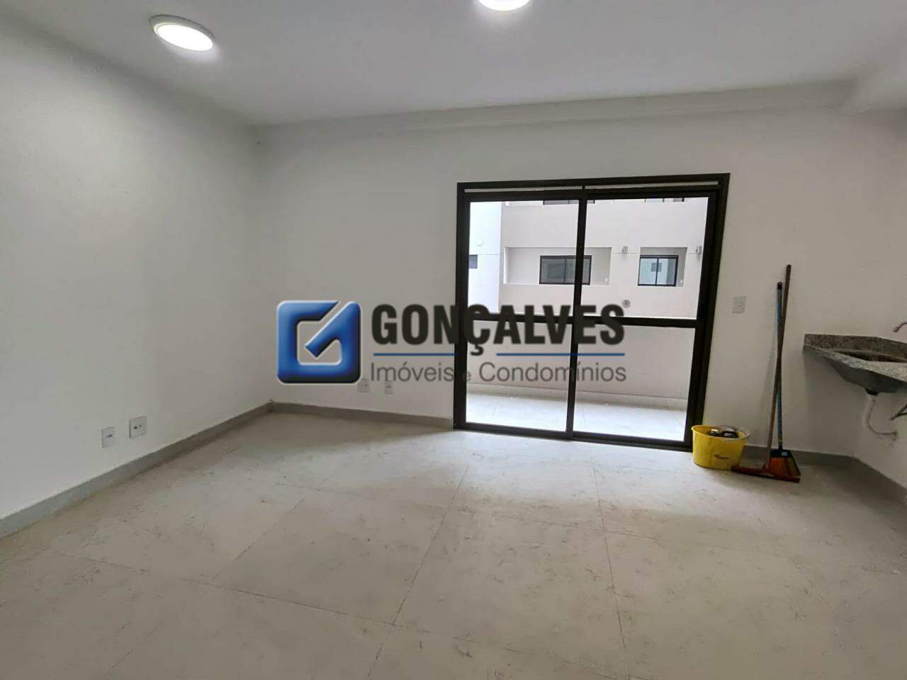 130568, Apartamento, para aluguel, para alugar, 2.500,00,Vila Metalúrgica, Santo André,1 quarto: 