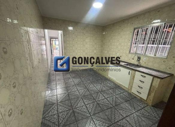 131034, Sobrado, para aluguel, para alugar, 2.500,00,Vila Camilópolis, Santo André,3 quartos: 