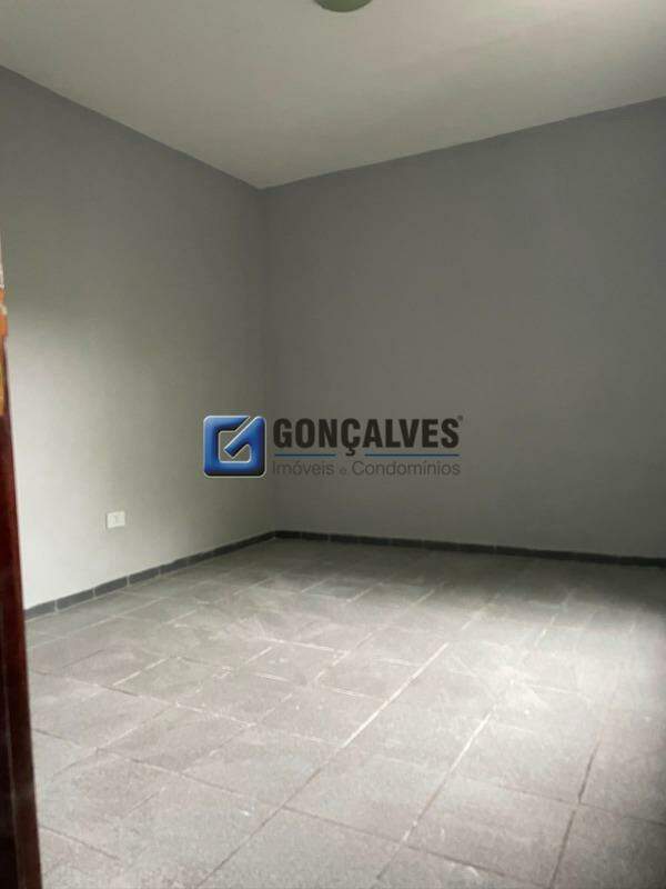 131104, Casa, para aluguel, para alugar, 2.700,00,Conceição, Diadema,3 quartos: 