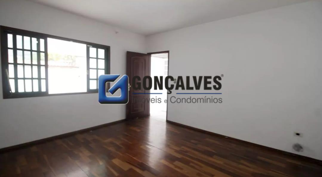 131244, Sobrado, para aluguel, para alugar, 3.900,00,Parque Oratório, Santo André,3 quartos: 