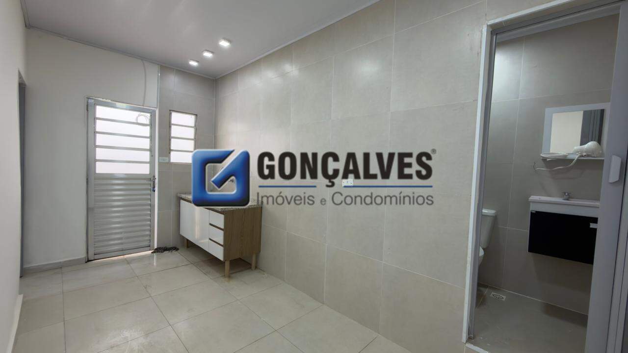 131307, Casa, para aluguel, para alugar, 2.450,00,Cerâmica, São Caetano do Sul,2 quartos: 