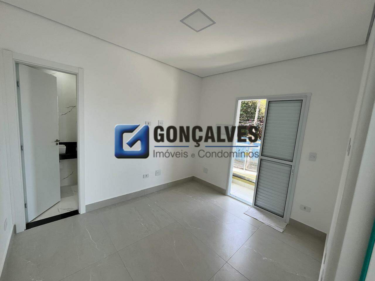 131723, Sobrado, à venda, à venda, 705.000,00,Parque Jaçatuba, Santo André,2 quartos: 