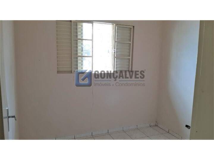 131796, Casa, para aluguel, para alugar, 1.100,00,Taboão, São Bernardo do Campo,1 quarto: A (16)