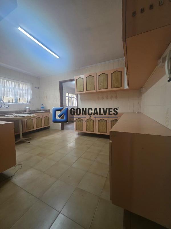 131805, Casa, para aluguel, para alugar, 8.000,00,Vila Valparaíso, Santo André,3 quartos: 