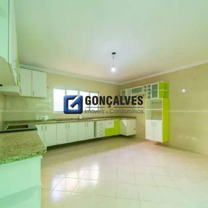 132074, Sobrado, para aluguel, para alugar, 3.800,00,Jardim Las Vegas, Santo André,3 quartos: 
