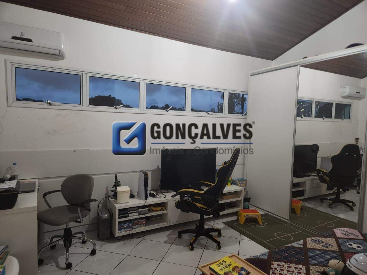 132089, Sobrado, à venda, à venda, 1.169.990,00,Nova Petrópolis, São Bernardo do Campo,4 quartos: 