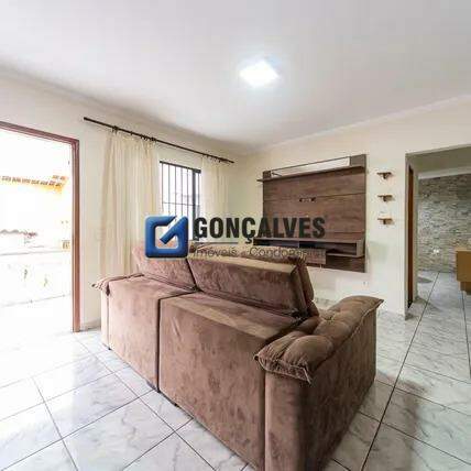 132268, Casa, para aluguel, para alugar, 2.300,00,Baeta Neves, São Bernardo do Campo,2 quartos: 