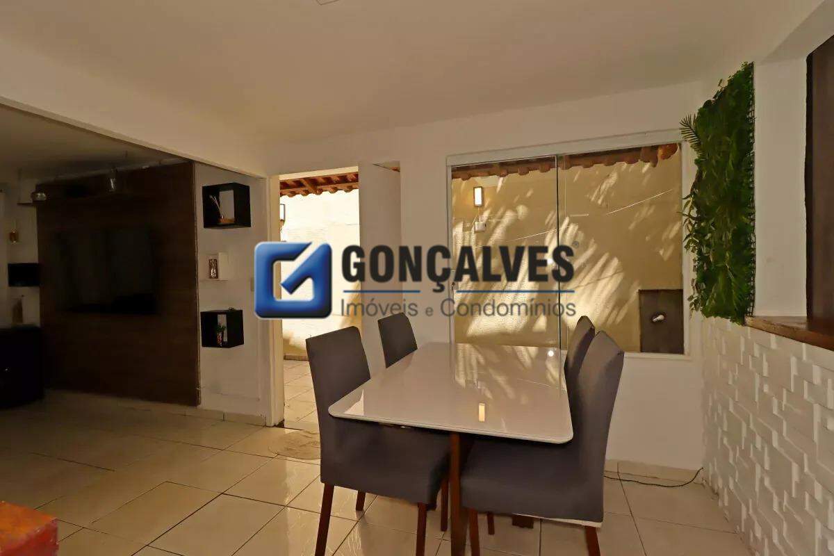 132321, Sobrado, para aluguel, para alugar, 3.000,00,Vila Camilópolis, Santo André,2 quartos: Sala de Jantar