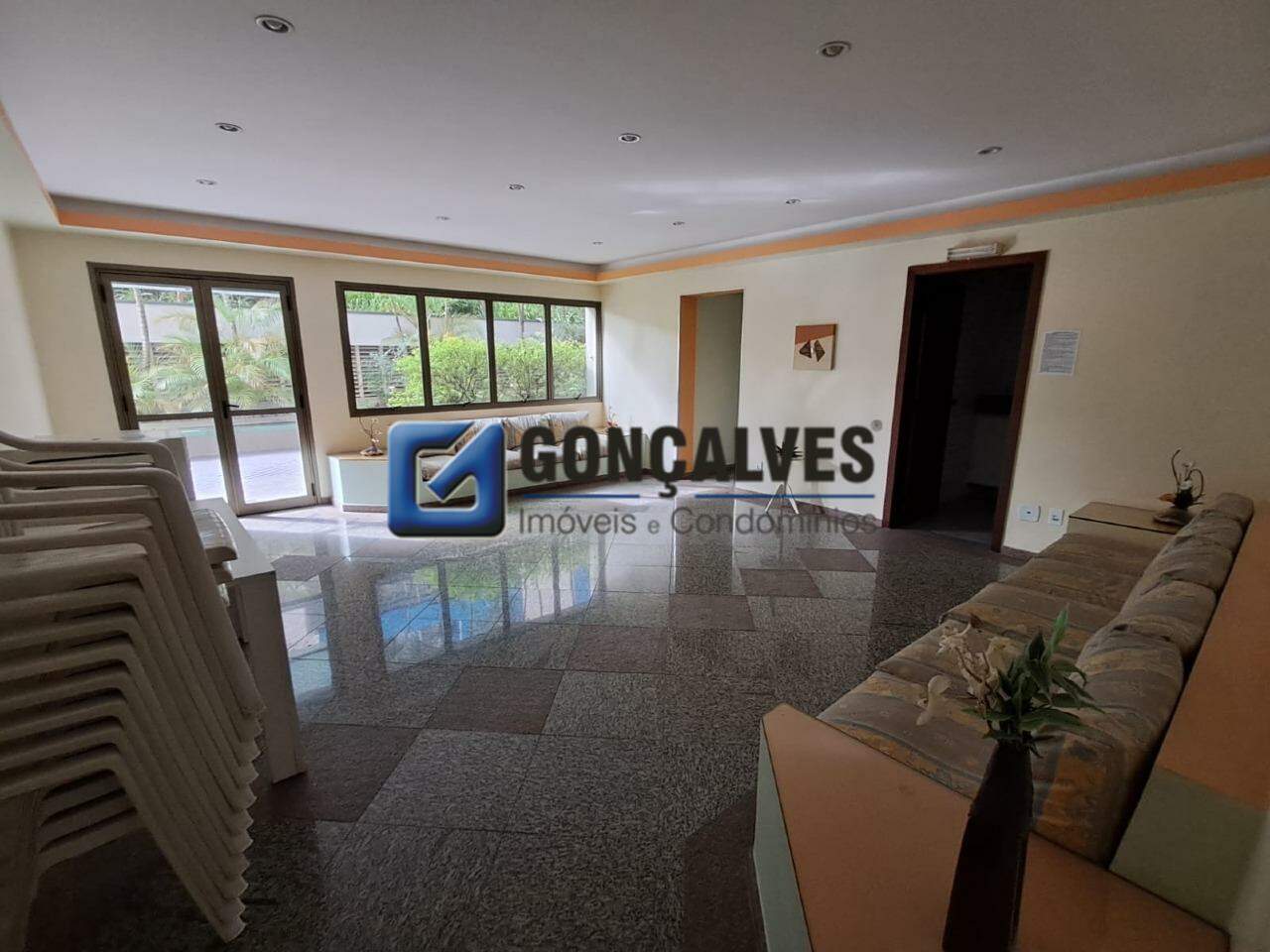 132348, Apartamento, para aluguel, para alugar, 2.000,00,Santo Antônio, São Caetano do Sul,1 quarto: 