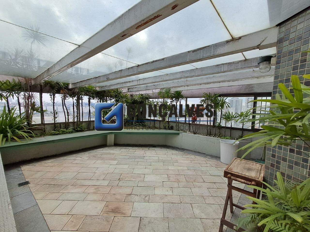 132348, Apartamento, para aluguel, para alugar, 2.000,00,Santo Antônio, São Caetano do Sul,1 quarto: 