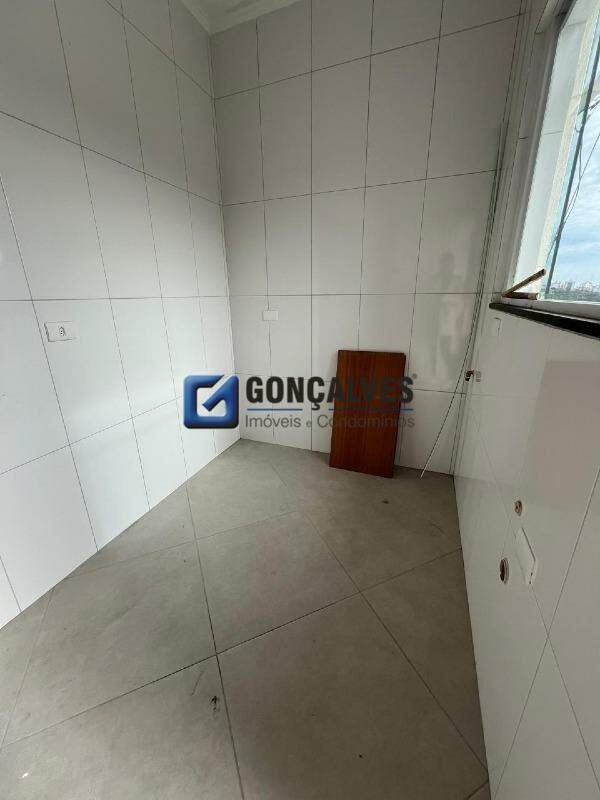 132531, Sobrado, para aluguel, para alugar, 5.000,00,Jardim Cristiane, Santo André,3 quartos: 