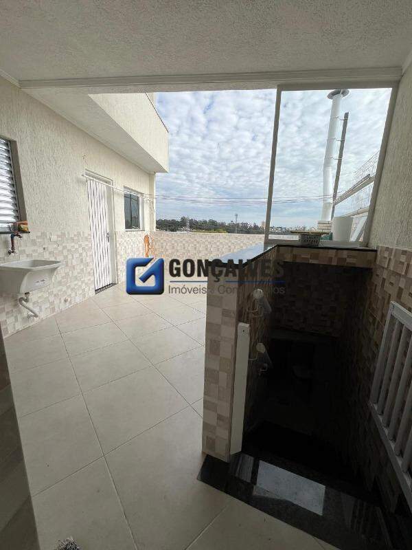 132531, Sobrado, para aluguel, para alugar, 5.000,00,Jardim Cristiane, Santo André,3 quartos: 
