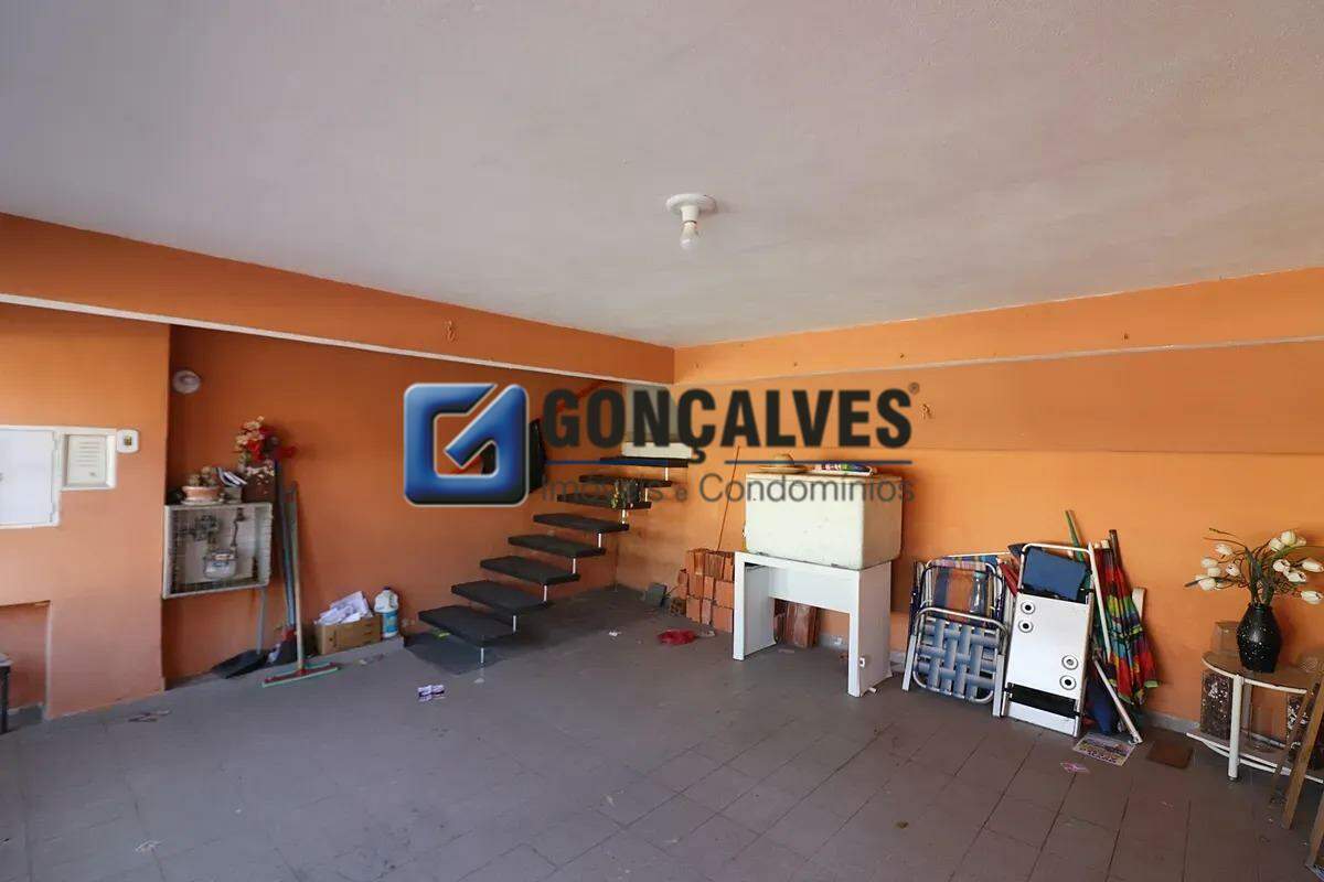 132602, Sobrado, para aluguel, para alugar, 3.000,00,Assunção, São Bernardo do Campo,2 quartos: Garagem