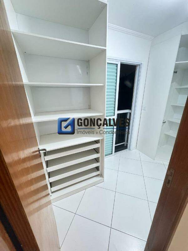 132723, Apartamento Cobertura, para aluguel, para alugar, 1.540,00,Vila Guiomar, Santo André,2 quartos: 