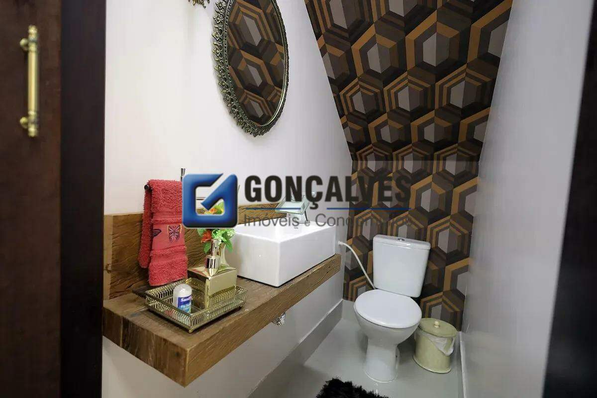 132776, Sobrado, para aluguel, para alugar, 14.000,00,Bangú, Santo André,4 quartos: Lavabo