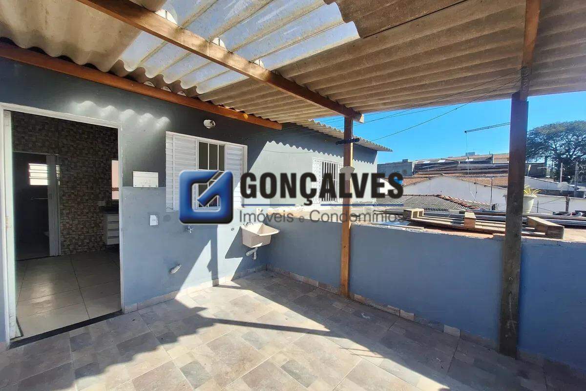 132862, Casa, para aluguel, para alugar, 1.980,00,Jardim Santo Alberto, Santo André,2 quartos: Quintal