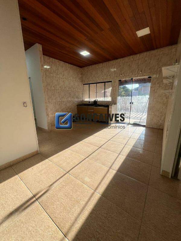 132901, Casa, para aluguel, para alugar, 2.700,00,Vila Palmares, Santo André,3 quartos: 