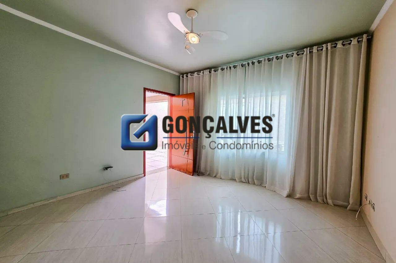 132924, Sobrado, para aluguel, para alugar, 4.500,00,Vila Camilópolis, Santo André,4 quartos: Sala