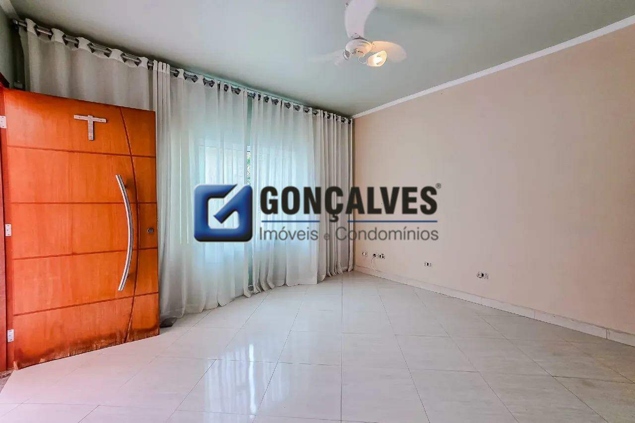 132924, Sobrado, para aluguel, para alugar, 4.500,00,Vila Camilópolis, Santo André,4 quartos: Sala