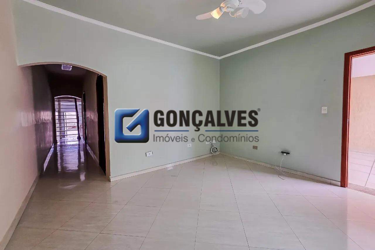 132924, Sobrado, para aluguel, para alugar, 4.500,00,Vila Camilópolis, Santo André,4 quartos: Sala