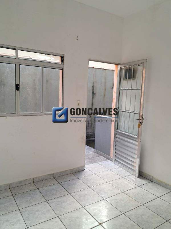132972, Casa, para aluguel, para alugar, 1.400,00,Alves Dias, São Bernardo do Campo,2 quartos: 