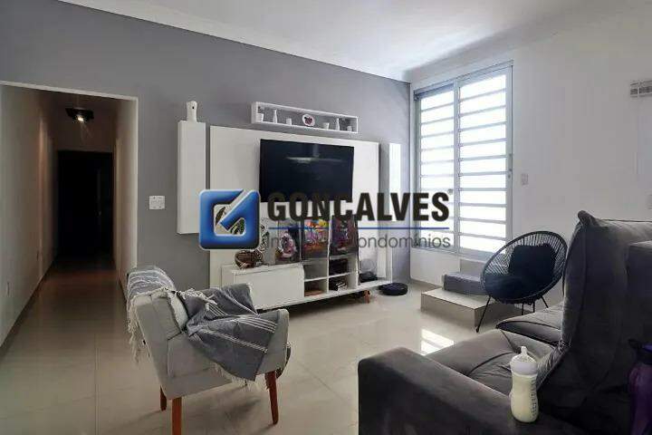 133046, Casa, para aluguel, para alugar, 3.700,00,Santa Terezinha, Santo André,3 quartos: 