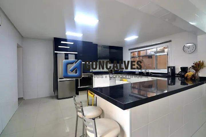 133046, Casa, para aluguel, para alugar, 3.700,00,Santa Terezinha, Santo André,3 quartos: 